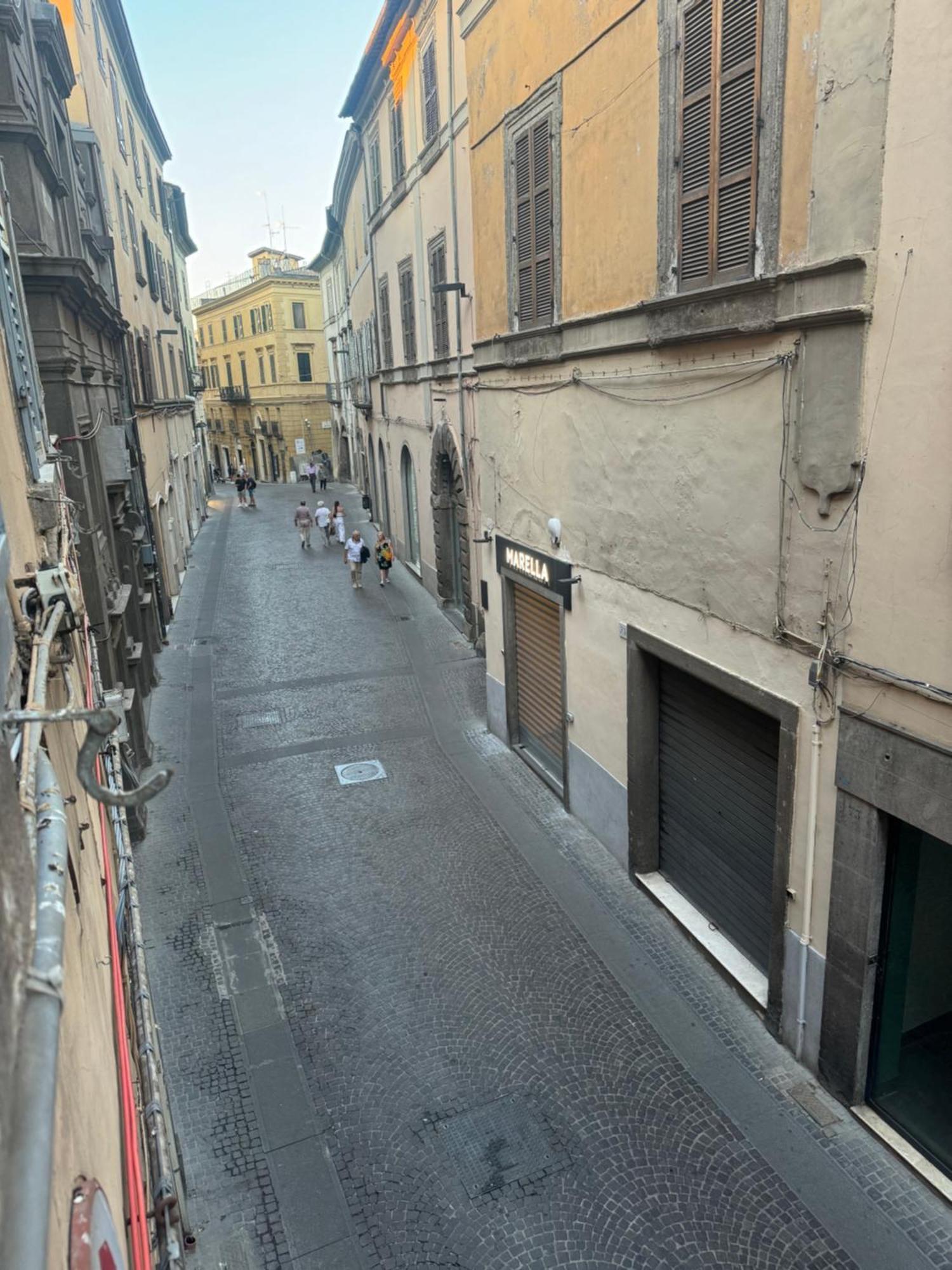 Antica Residenza Del Corso Viterbo Appartamento Vittorio Emanuele Dış mekan fotoğraf